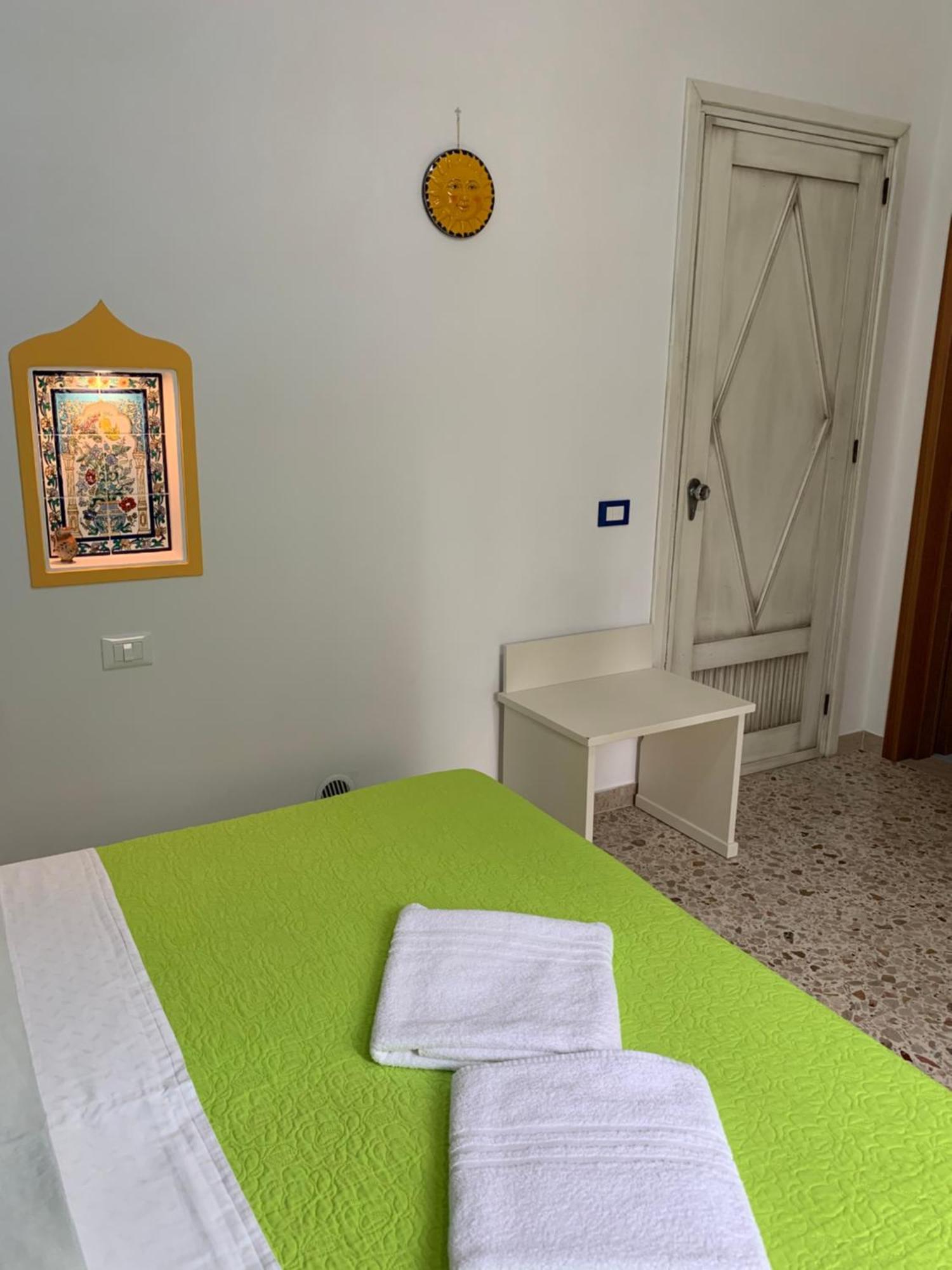 Bed&Breakfast Sole Azzurro Custonaci Esterno foto